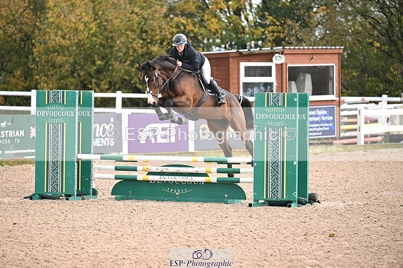 251105-095058-00053 - Clear round