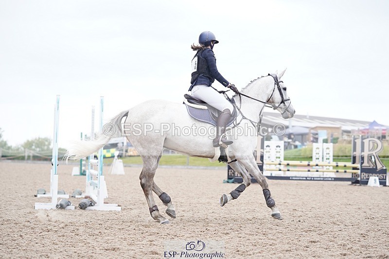 240831A-141202-04044 - 265-Madeleine.Johnston-Coull-GFL.MEREDITH