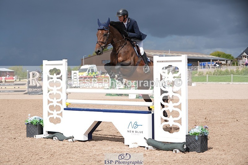 250913-122958-06899 - Cls 15 Snr Foxhunter