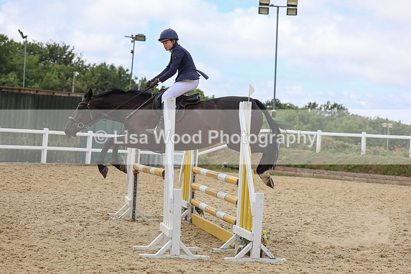 3E7A5048 - Class 4: Senior British Novice/90cm open