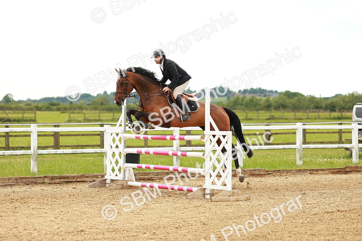 SBM_002148 - Class 4 - Senior Newcomers - 1.10m