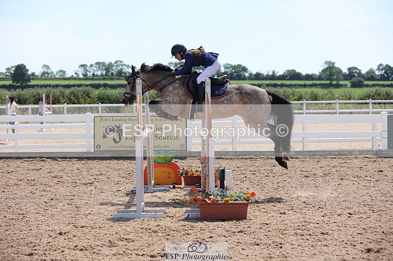 240629A-142527-06834 - Cls 19 Foxhunter and 1.10m Open