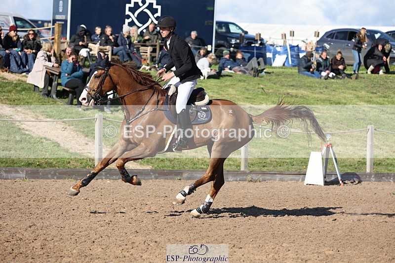 240419A-172128-09744 - Cls 10, 2 Star Big Tour 145cm  Break to End