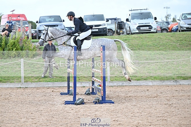 250831-121814-08191 - L-554-Gubby.Leech