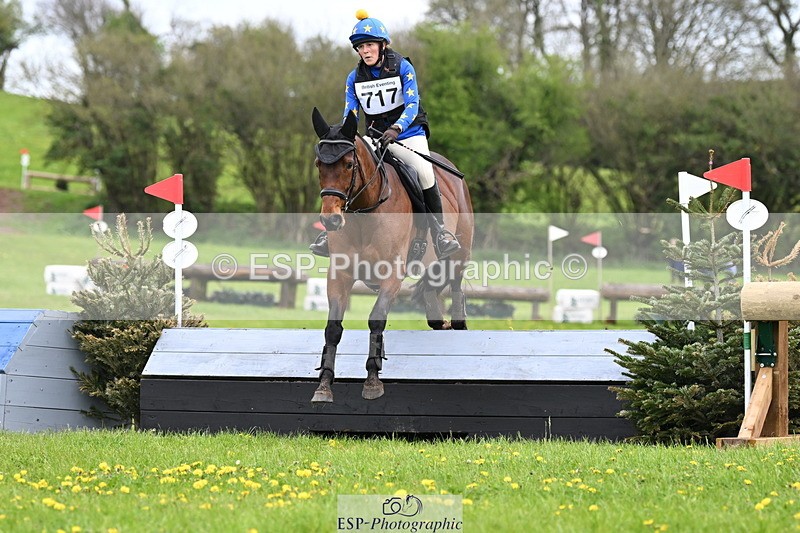 250419-151417-12655 - 717-Helen.Buckland-LIVERMORES.MIDNIGHT.DIAMOND