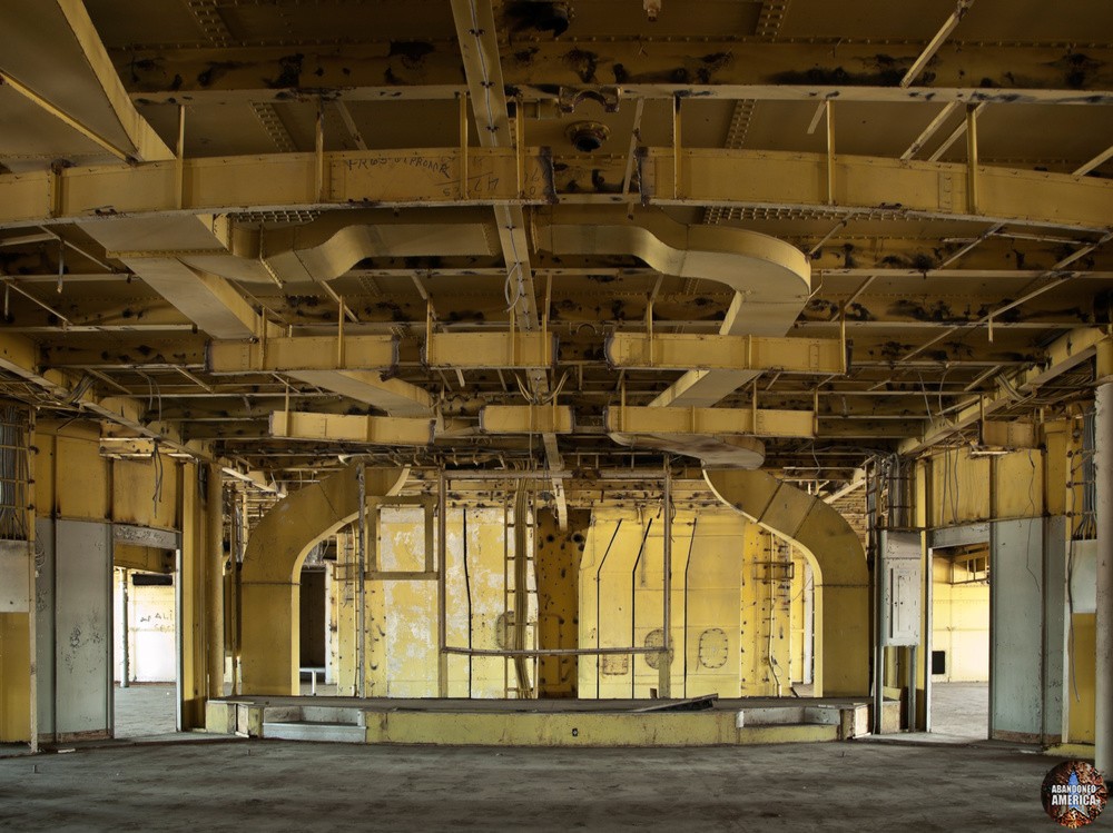 Tourist Class Theater | SS United States (Philadelphia, PA) - SS United States