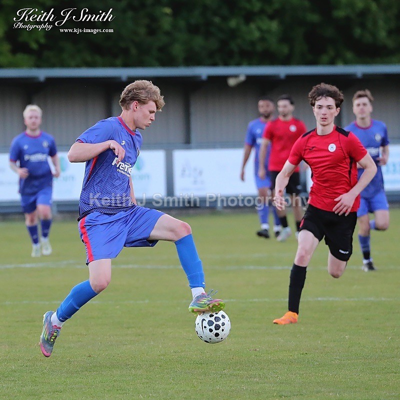 9KJS9356 - AFC Spinney Reserves vs Alba Eagles.