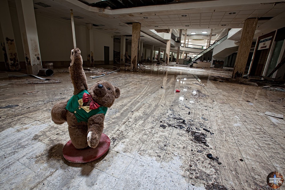 Randall Park Mall (North Randall, OH) | An Empty Triumph - Randall Park Mall