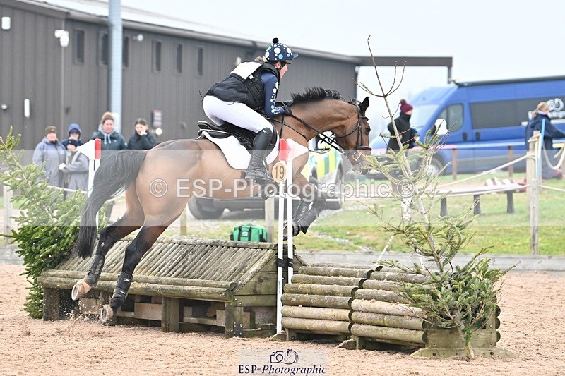 250118-141731-01490 - Cls 3A&B 90cm 13.20 to Coursewalk