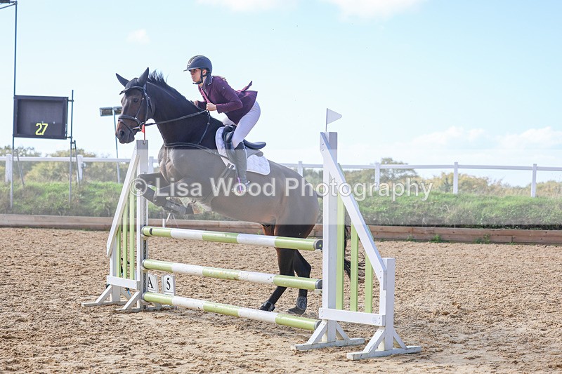 3E7A5381 - Class 10: 90cm open