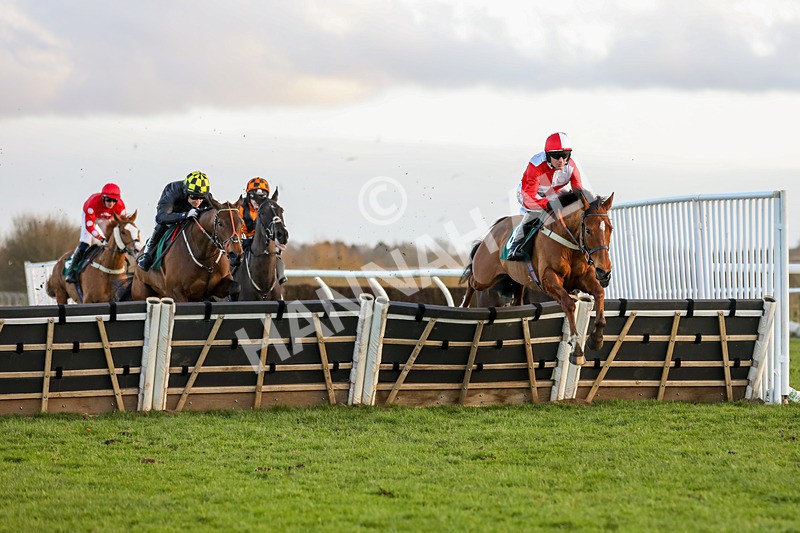 270224-Race 6-Burrows Hall-8691 - Race 6