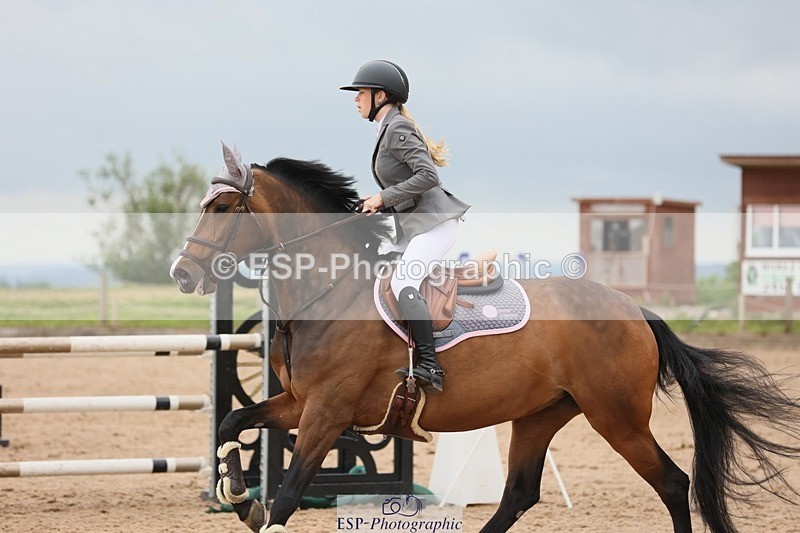 250524-102639-04207 - Cls 13  A&B 1.05m & 1.10m open