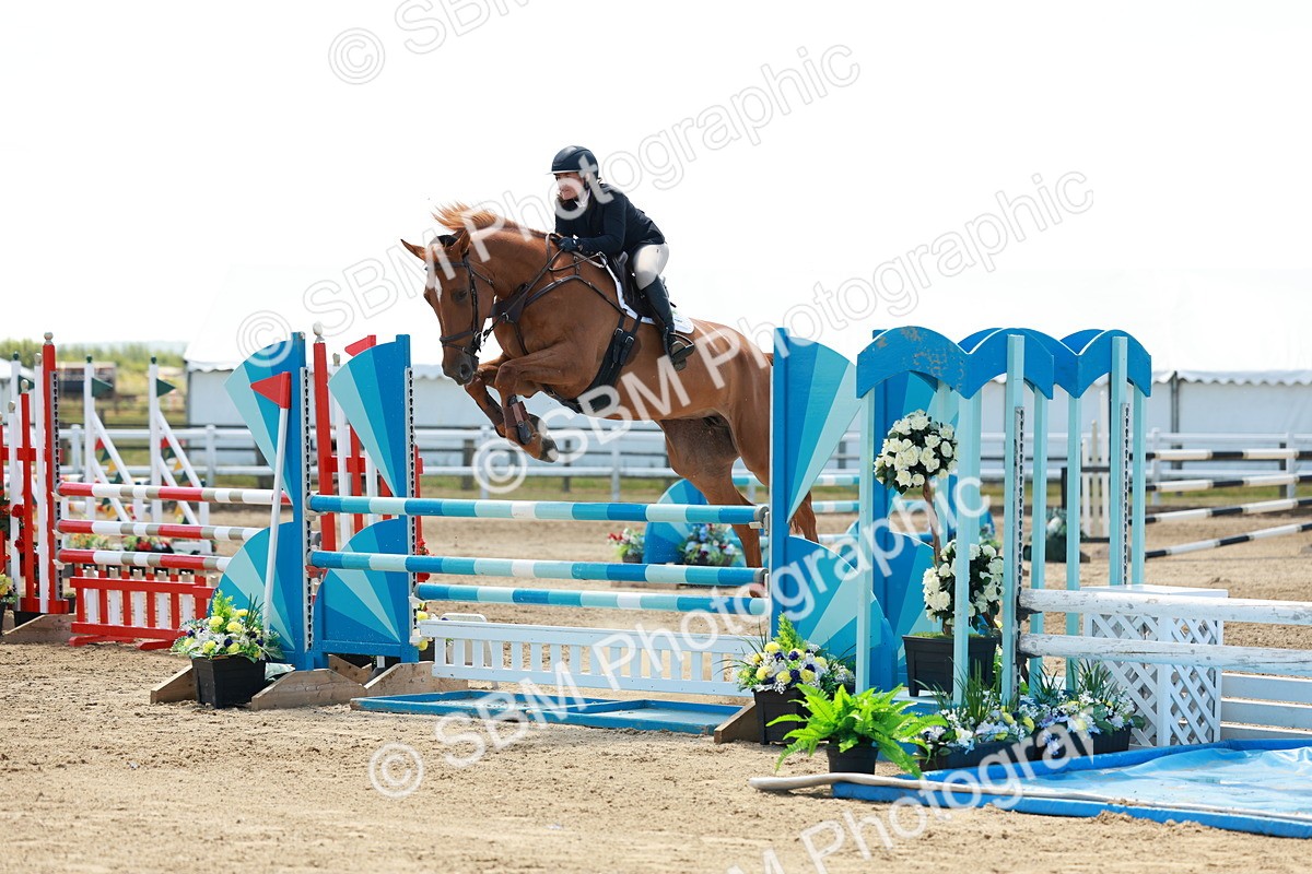 SBM_007454 - Class 3 - Senior Newcomers - 1.10m Open