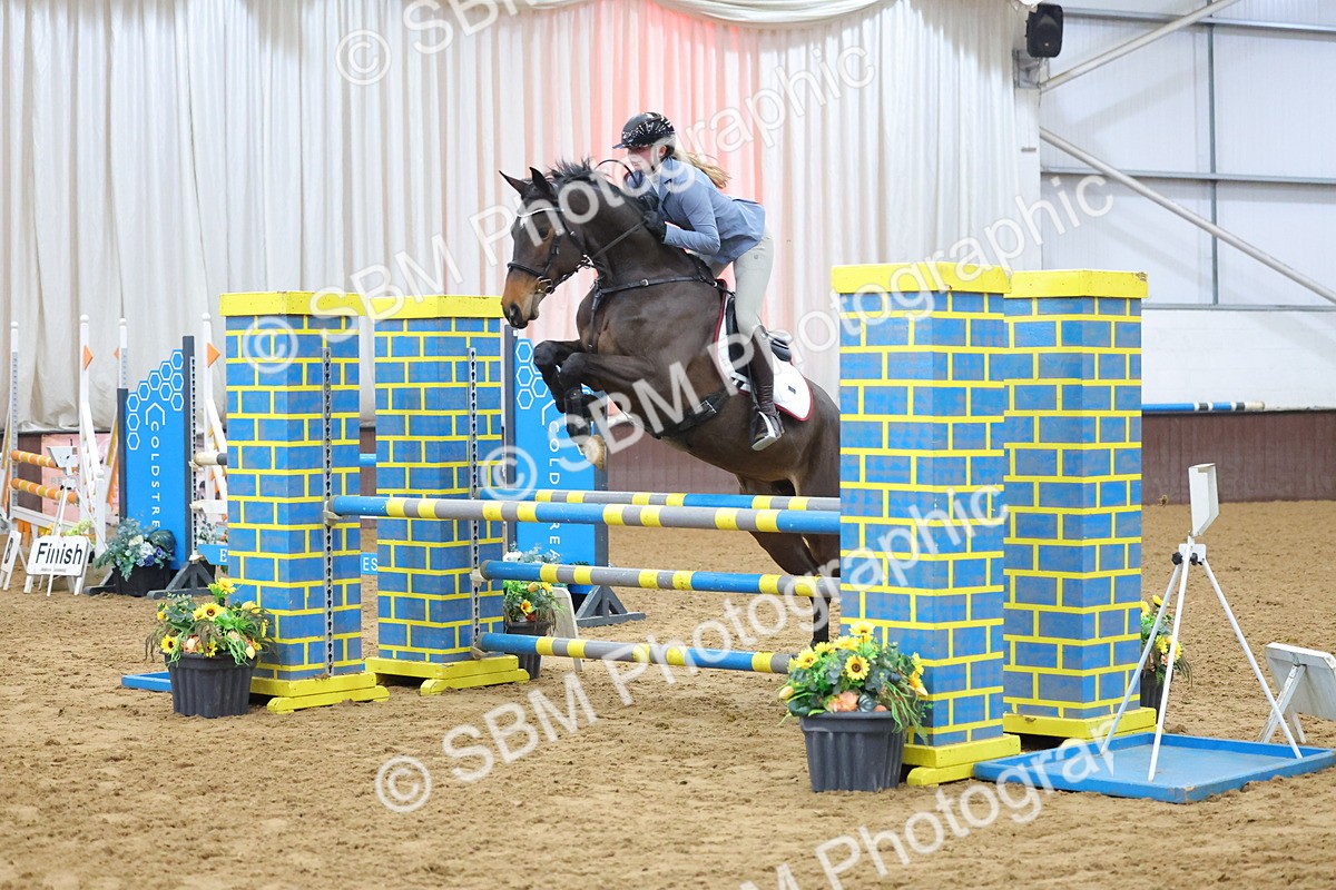 SBM_008456 - Class 21 - Nupafeed Supplements Senior Discovery/ 1m Open - First Round (1.00m)