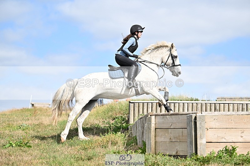 250821B-104847-00172 - Group B - Danielle