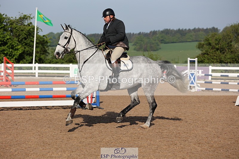 240510A-081525-04149 - Cls 13 British Novice and 90cm Open