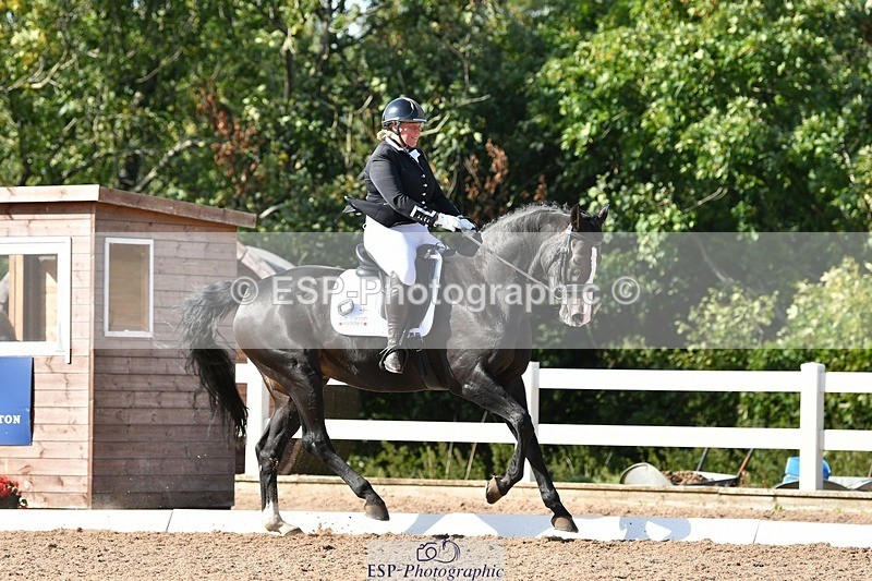 250906-155948-04529 - 057-Joanna.JohnsRockoko