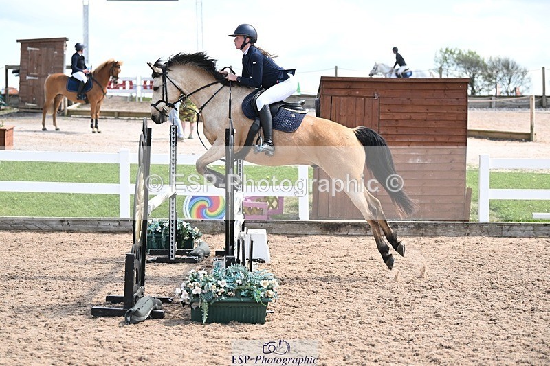 250504-124857-03265 - Cls 19+20 Club and Schools 90cm