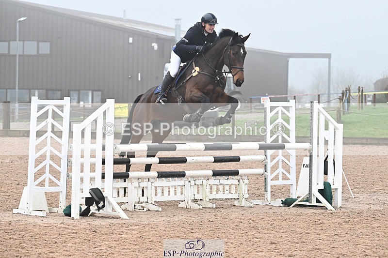 251115-124347-00726 - Cls 28+29 Club and Schools 1m