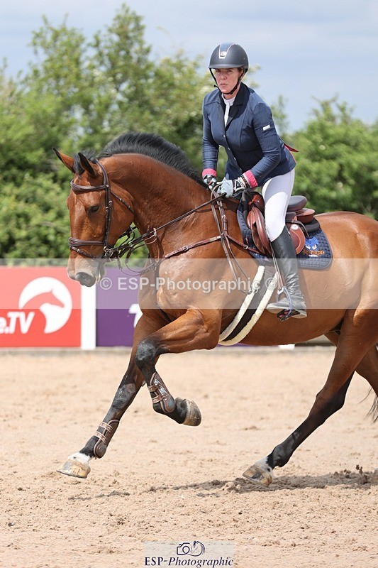 250508-115136-01792 - Cls 7 Snr Discovery and 1m Open