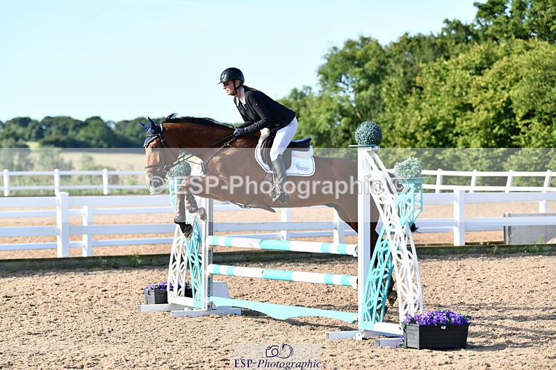 240913A-091637-02884 - Cls 20 Snr British Novice and 90cm Open