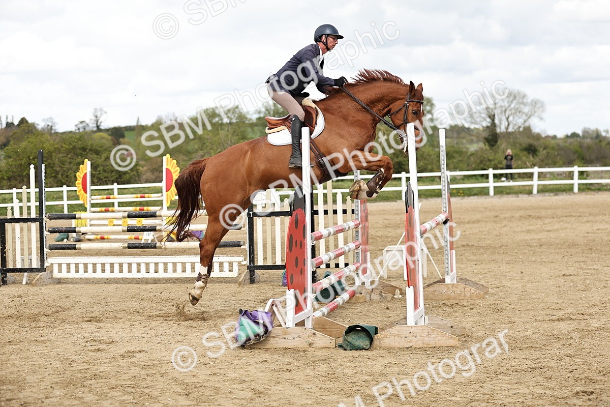 SBM_001376 - Class 4 - Senior Newcomers - 1.10m