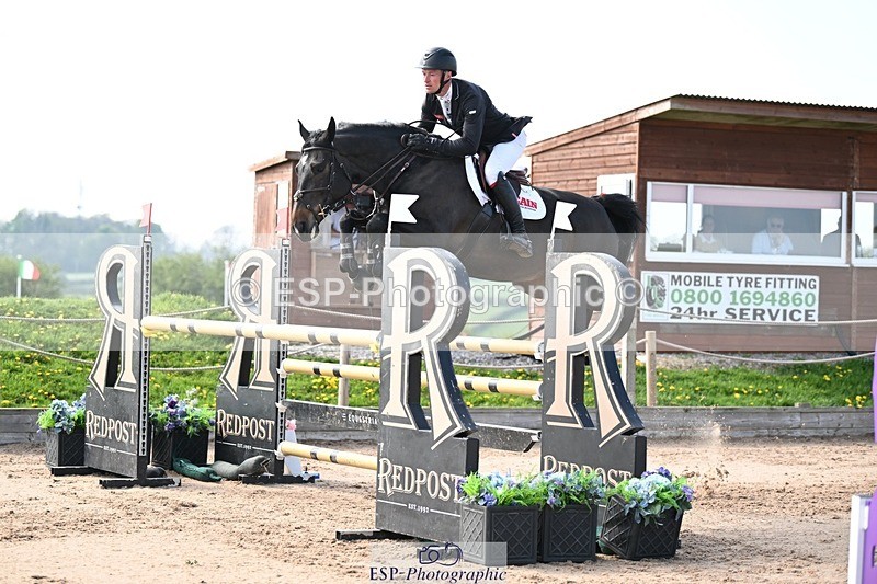 250425-160007-10574 - Cls 22 - 1 Star Gold Tour