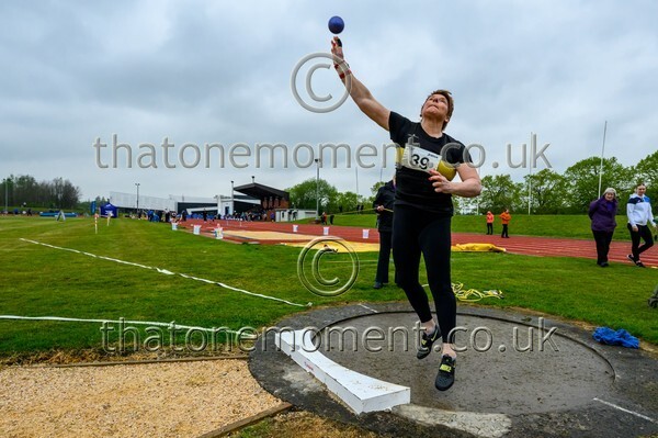 Opener25-924904 - Field Female