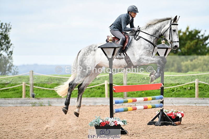 240915A-120352-09822 - Cls 27 Snr 1.05m & 1.10m GP