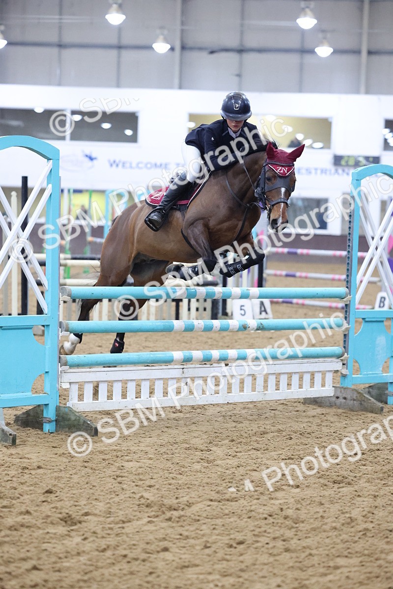 SBM_003484 - Class 11 - Blue Chip Pony Newcomers - 1.00m Open