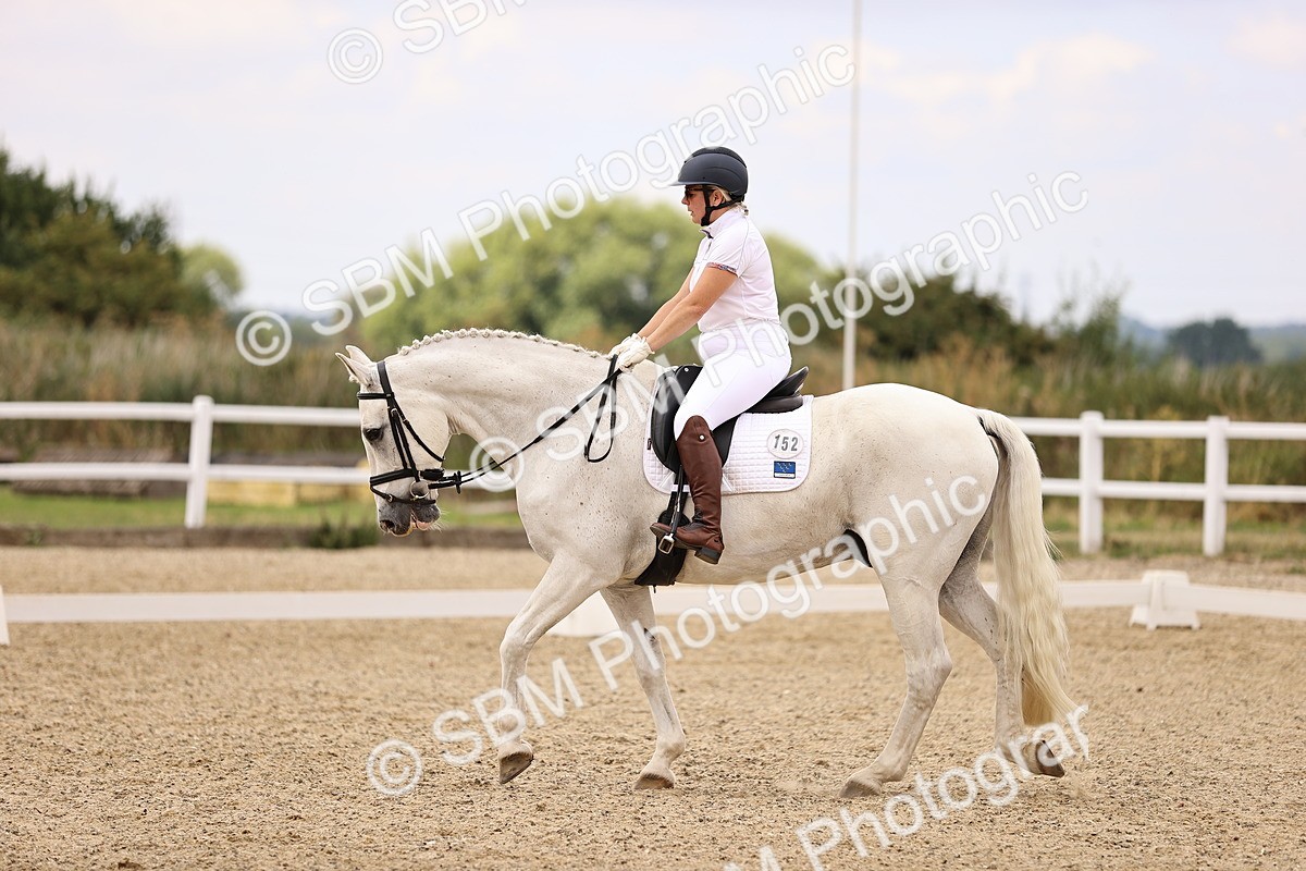 SBM_008700 - Elementary 5 - 12.48-14.08