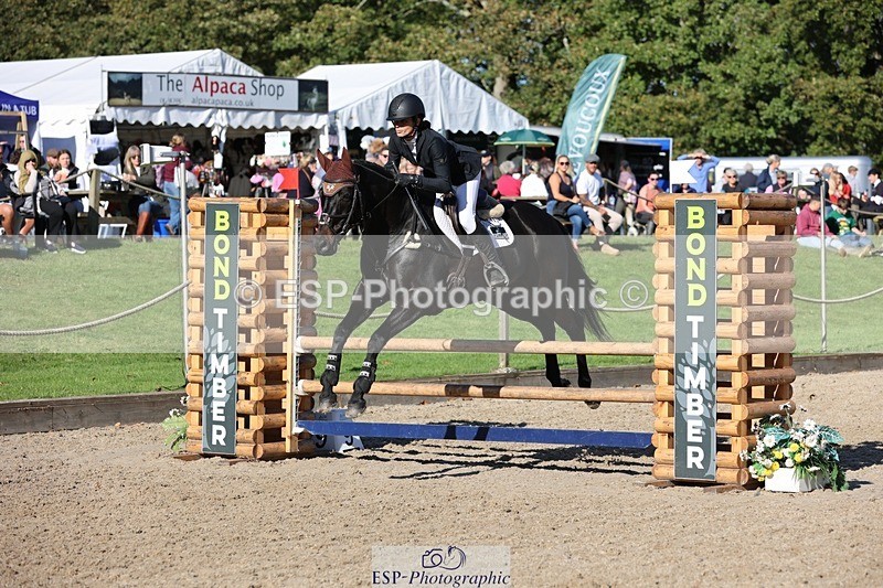 241027-112749-16791 - 463-Ilaria.Serra-FOXBURY.STORMBORN