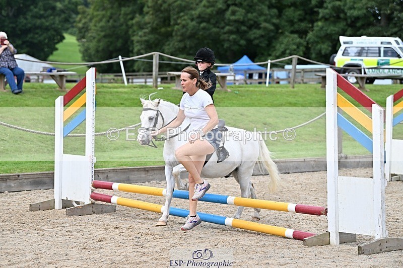 230824-130405-03259 - Round 1 Lead Rein Start to 13.50 cw