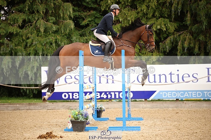 230708-110157-13408 - Cls 26 Newcomers & 1.10m Open