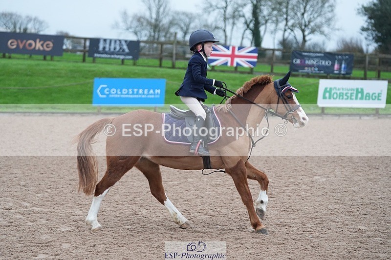251116-095511-01453 - Cls 18 Clear Round 50cm