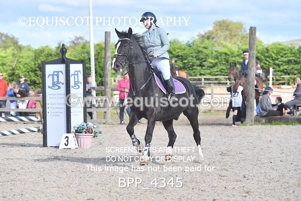 BPP_4345 - CLASS 6 HORSE 60CM FINAL