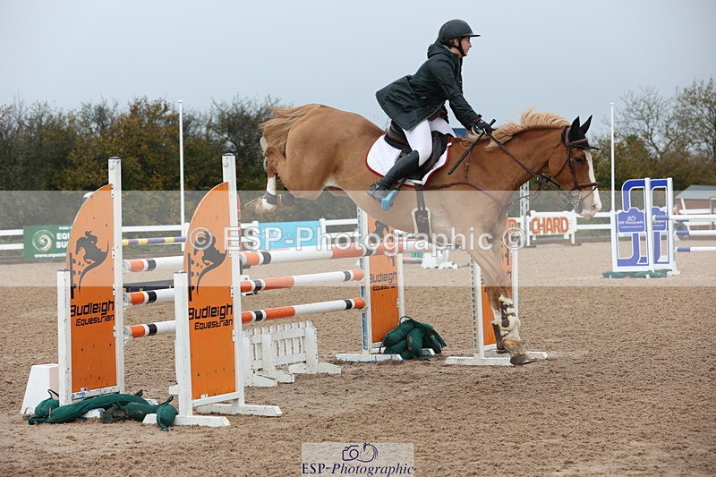 231112A-132107-04417 - Cls 20 Newcomers & 1.10m Open