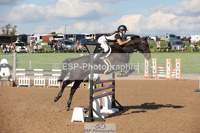 230915A-160256-03021 - Cls 6 Snr 1.05m Derby