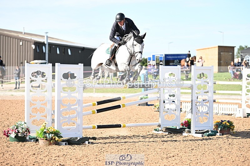 240913A-162547-05243 - Cls 18 National 1.40m Open