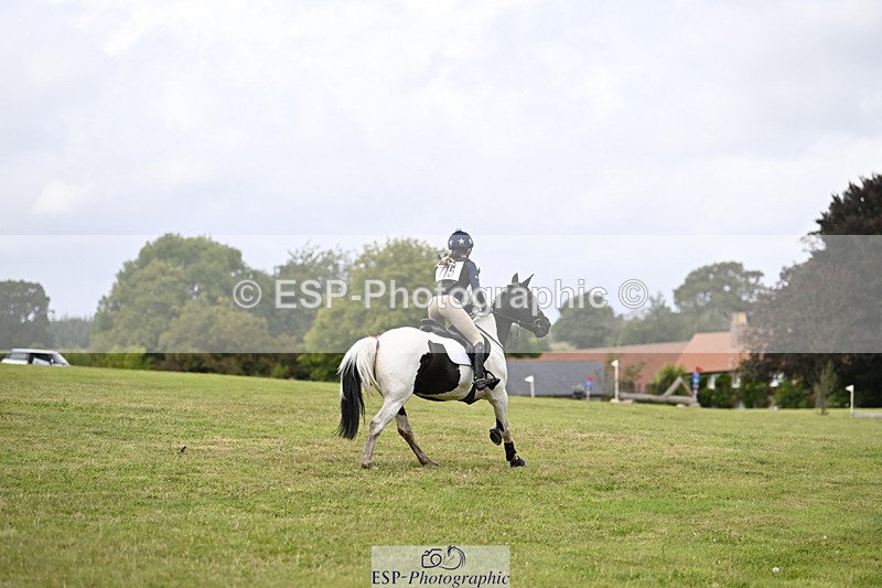 240825X-151516-35382 - 80cm XC 14.30 to 15.30