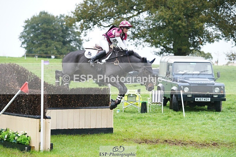 231021-111028-15420 - 657-WATERVALLEY.DIAMOND-Holly.Horton-SC+XC