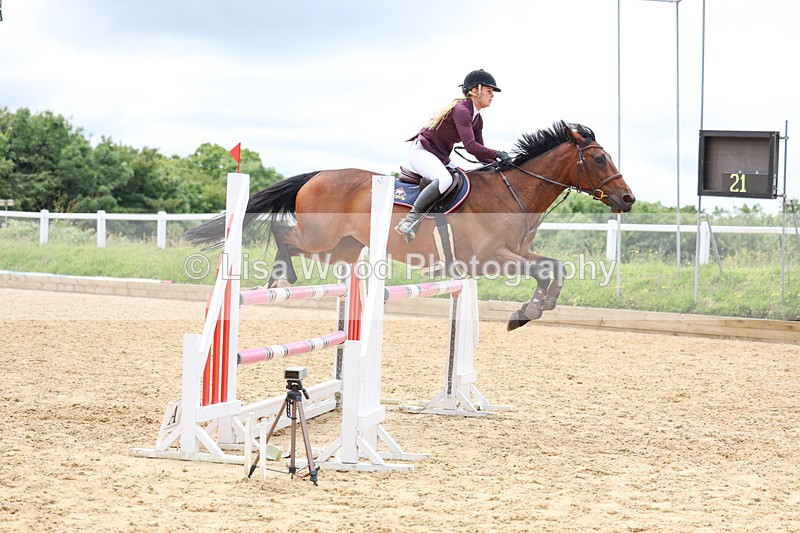 3E7A4285 - Class 7: Senior Newcomers/1.10m open