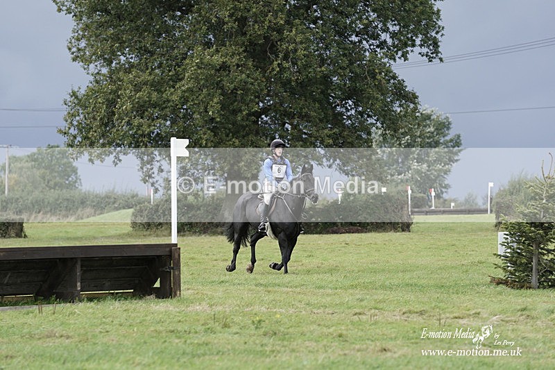  WWHT 031021 3290 - Intermediate (0.90m)  03/10/21