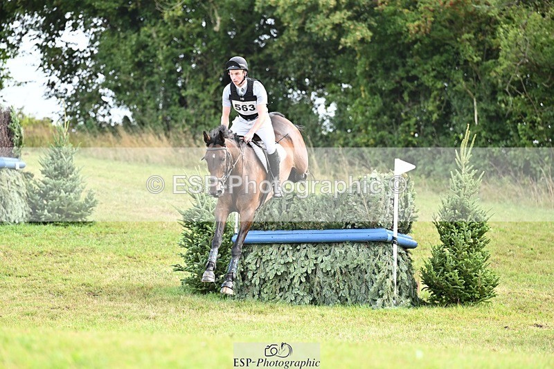 250831-094948-06194 - L-563-Thomas.Hawke