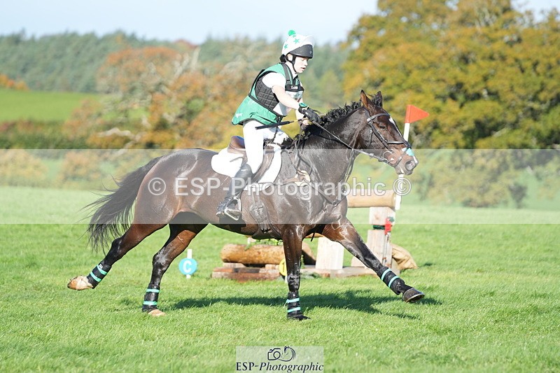 251024A-110855-07118 - A-012-Beth.Hobden