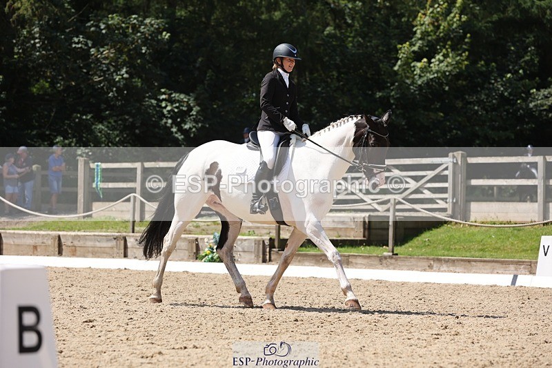 240719-121436-01625 - 123-Michelle_Wallis-Alvescot_Winning_Mood