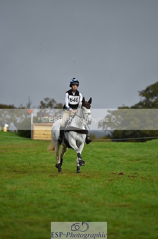 231021-101128-14294 - 646-SKIPTOTHEGOODBIT-Sophia.Mcdonald-SC+XC