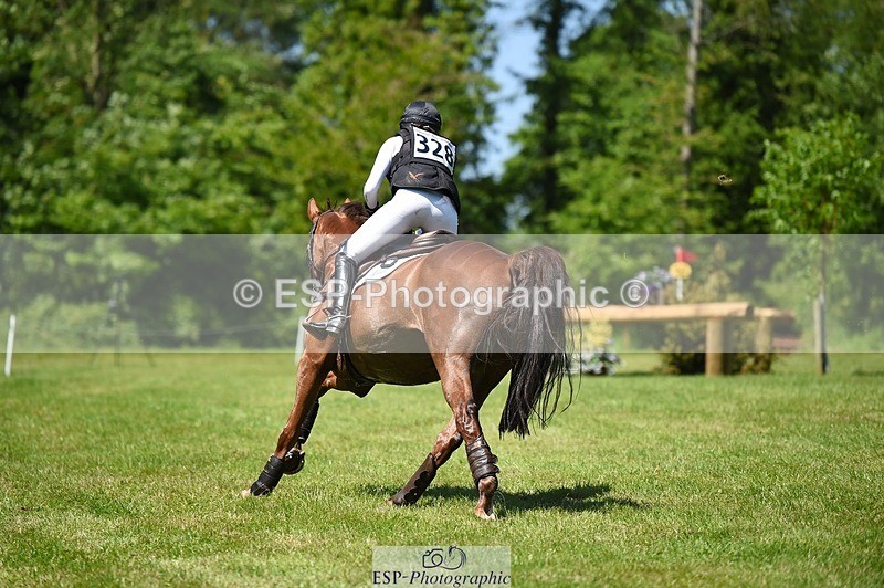 230527-143042-10114 - 328-GREENLOUGH_CROSS-Kelly_Mccarthy-maine-XC