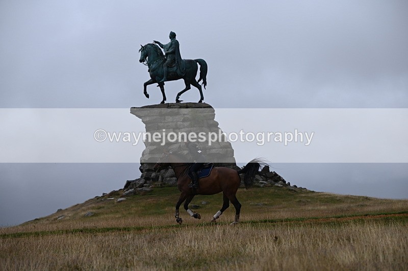 DSC_1721 - Time at Statue 12:13 to 12:32