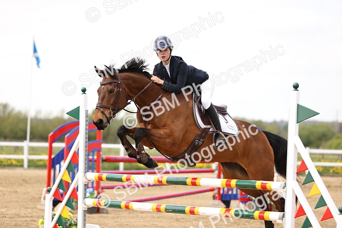 SBM_002451 - Class 11 - Senior newcomers - 1.10m